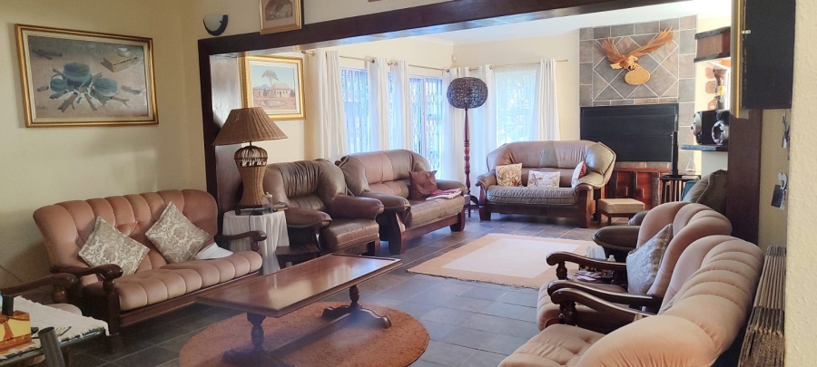 3 Bedroom Property for Sale in Helikonpark Gauteng