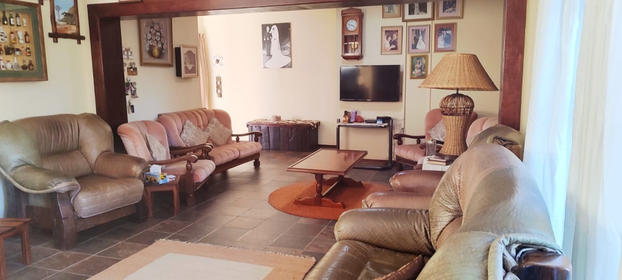 3 Bedroom Property for Sale in Helikonpark Gauteng
