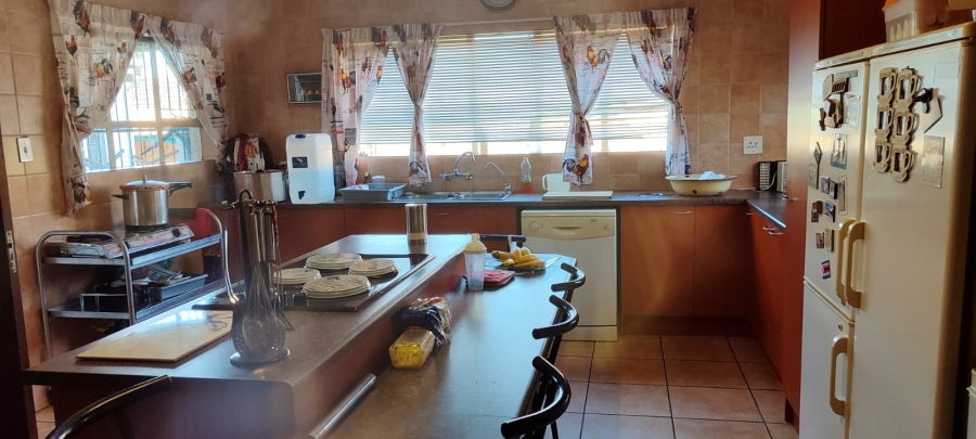 3 Bedroom Property for Sale in Helikonpark Gauteng