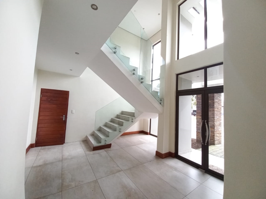 5 Bedroom Property for Sale in Helderwyk Gauteng