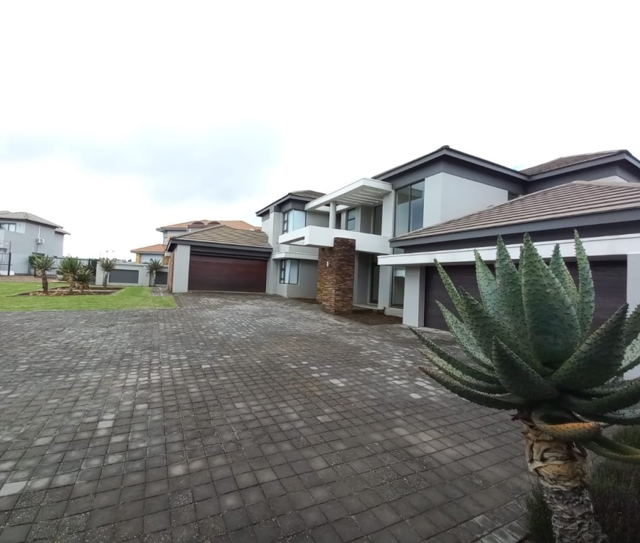 5 Bedroom Property for Sale in Helderwyk Gauteng