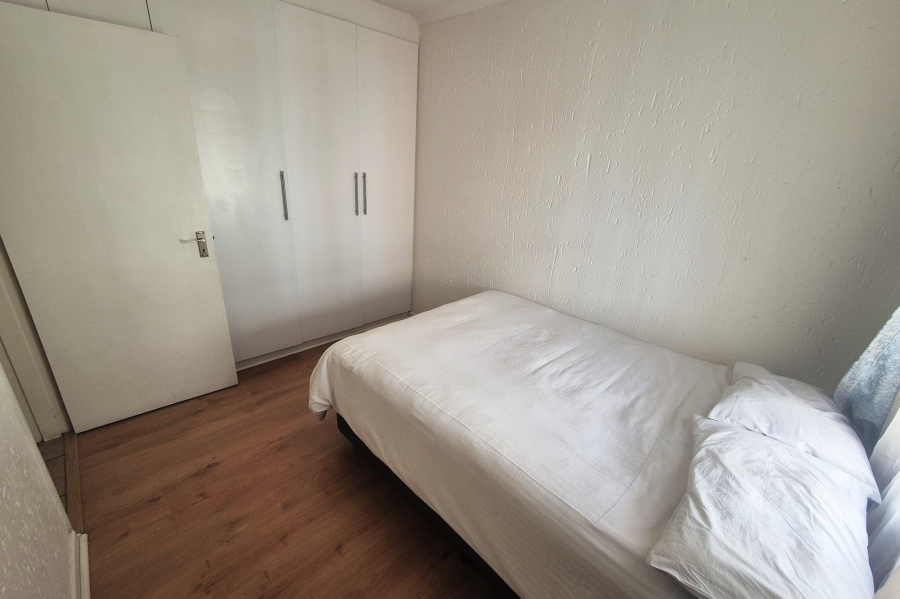To Let 2 Bedroom Property for Rent in Ferndale Gauteng