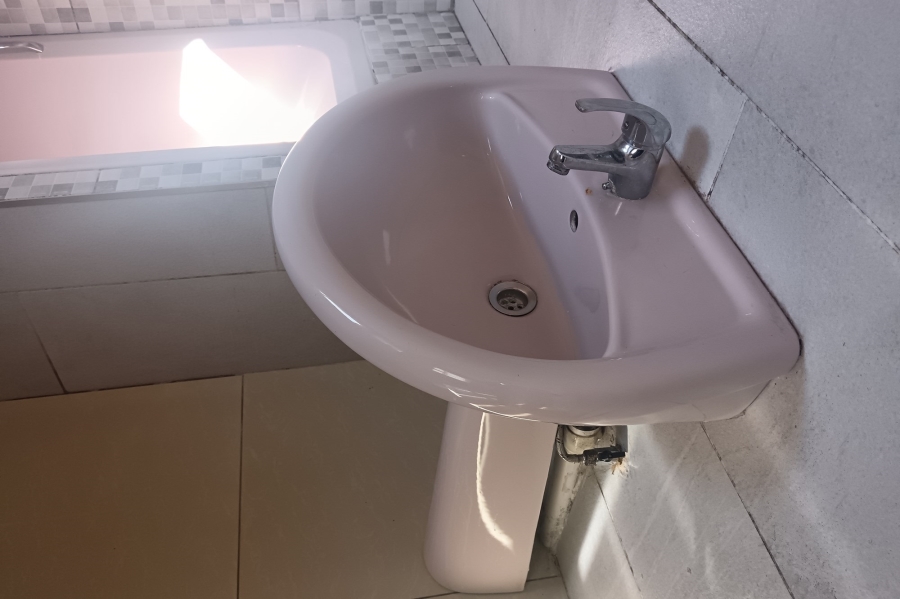 To Let 1 Bedroom Property for Rent in Diepkloof Gauteng