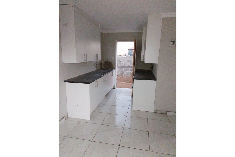 To Let 1 Bedroom Property for Rent in Diepkloof Gauteng