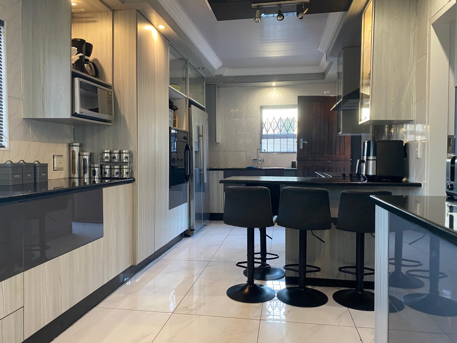 4 Bedroom Property for Sale in Eden Glen Gauteng