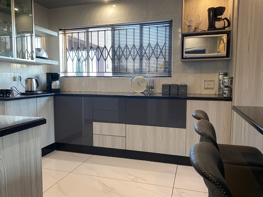 4 Bedroom Property for Sale in Eden Glen Gauteng
