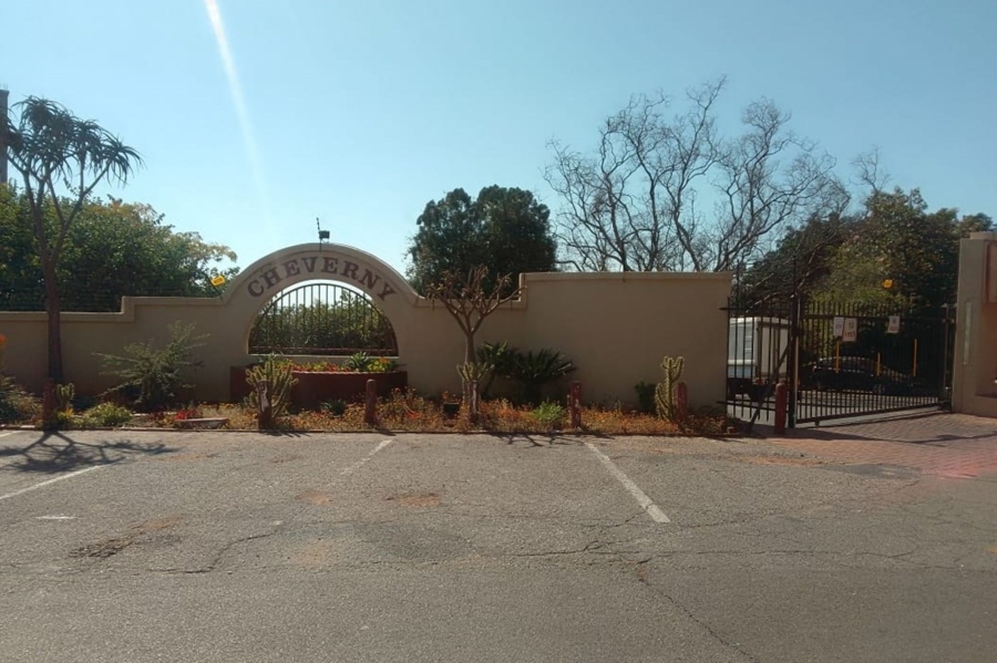 2 Bedroom Property for Sale in La Montagne Gauteng