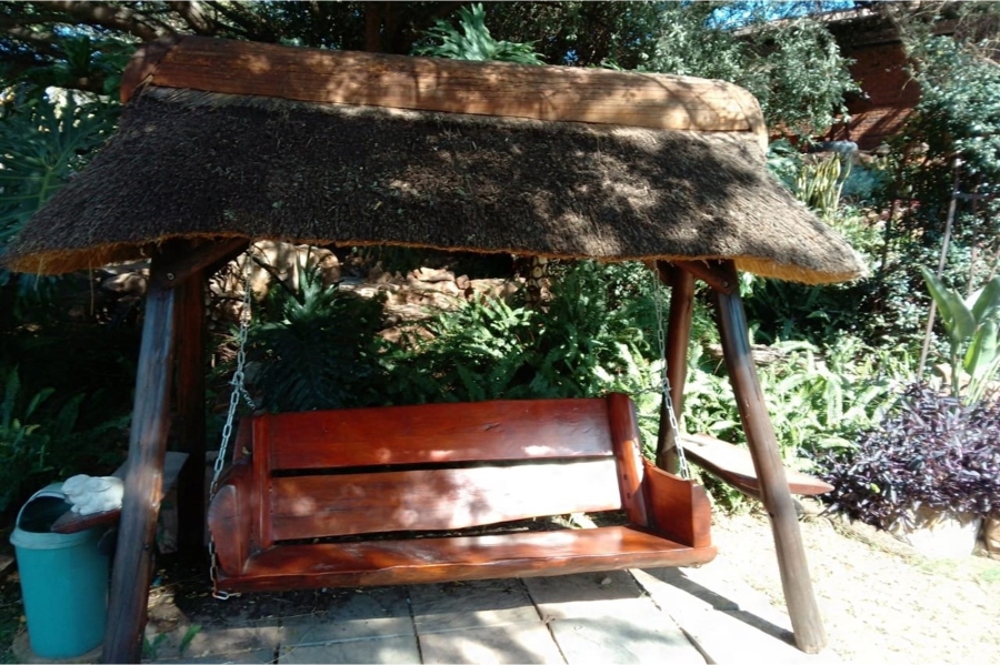 2 Bedroom Property for Sale in La Montagne Gauteng