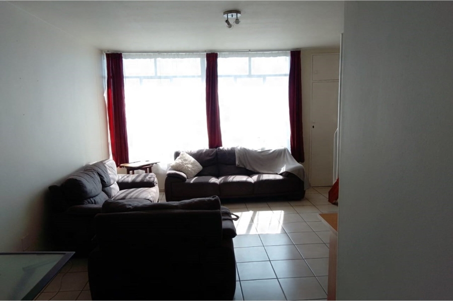 2 Bedroom Property for Sale in La Montagne Gauteng