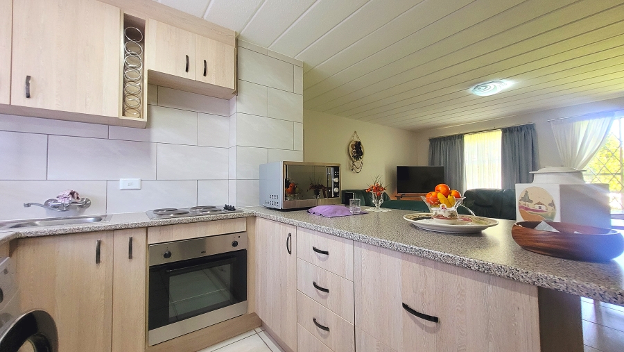 To Let 2 Bedroom Property for Rent in Verwoerdpark Gauteng