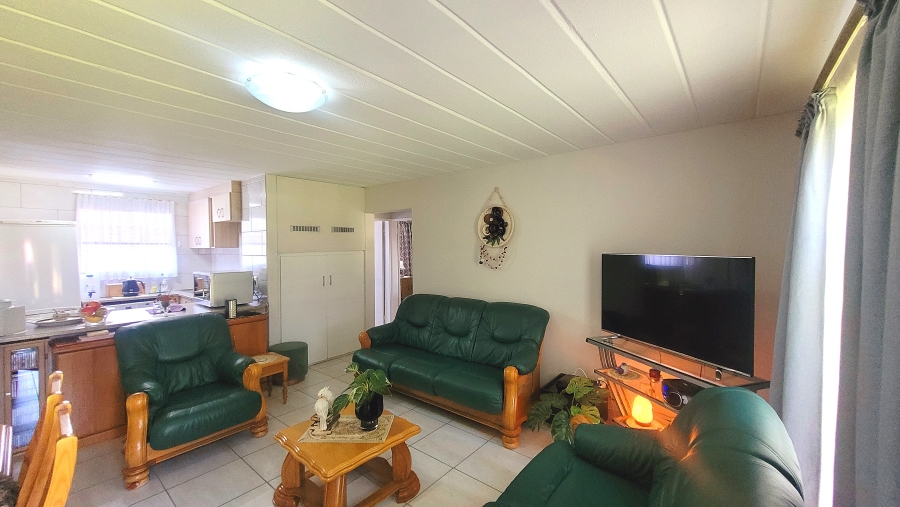 To Let 2 Bedroom Property for Rent in Verwoerdpark Gauteng