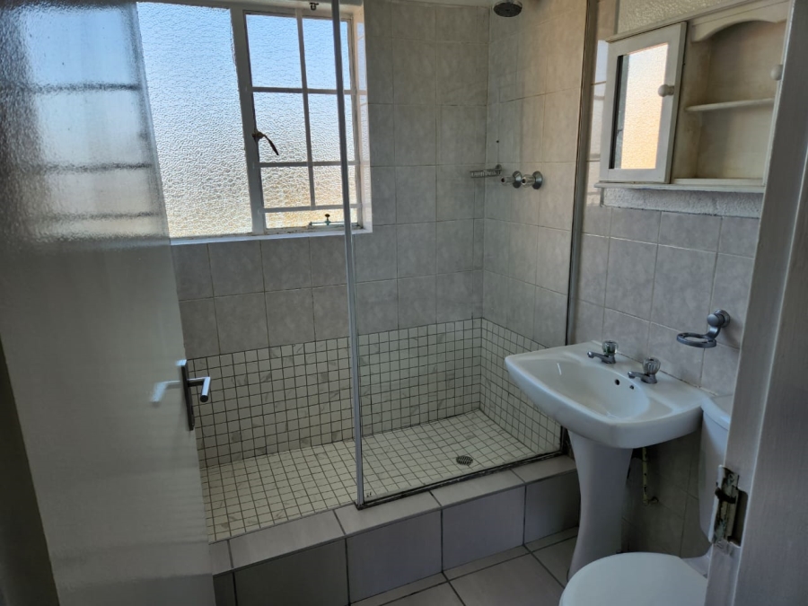 2 Bedroom Property for Sale in Van Riebeeck Park Gauteng