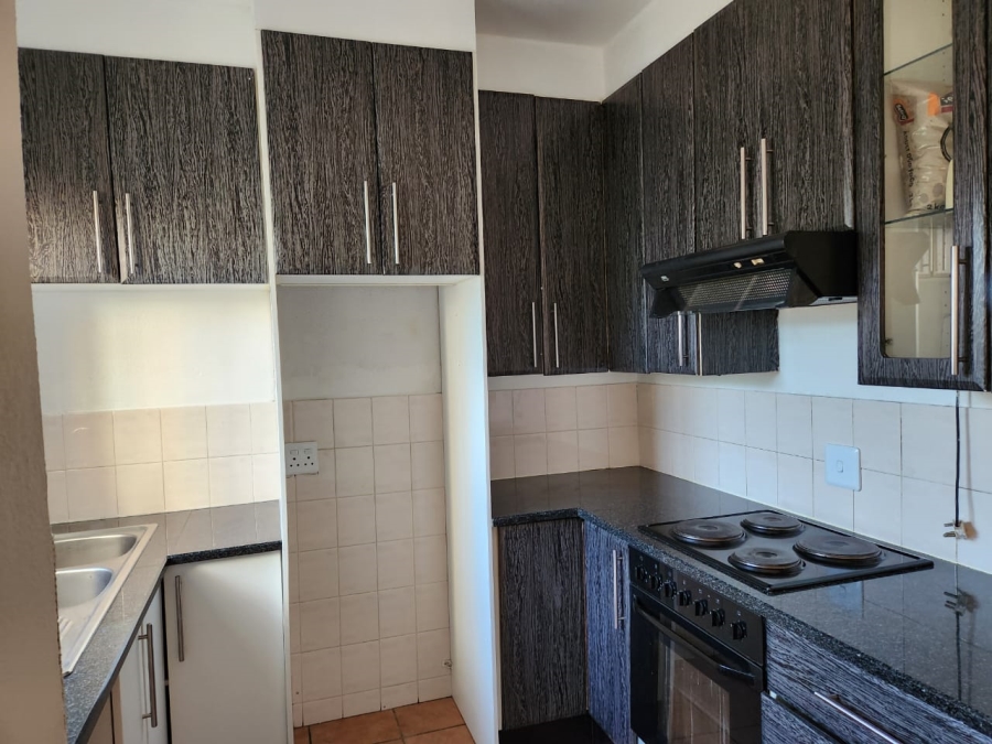 2 Bedroom Property for Sale in Van Riebeeck Park Gauteng