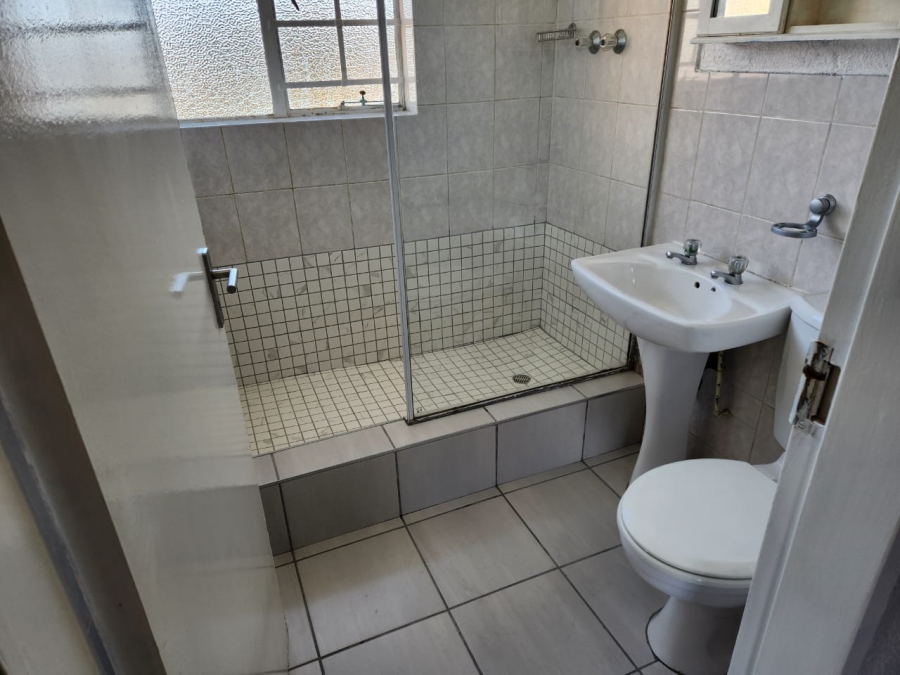 2 Bedroom Property for Sale in Van Riebeeck Park Gauteng