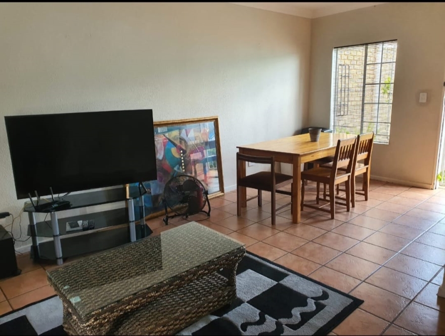 2 Bedroom Property for Sale in Van Riebeeck Park Gauteng