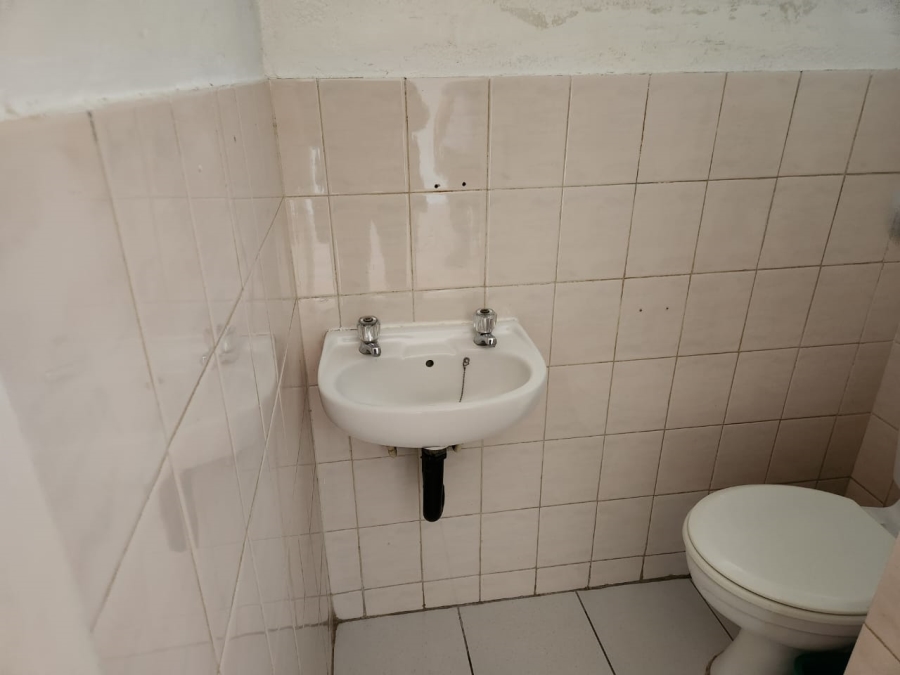 2 Bedroom Property for Sale in Van Riebeeck Park Gauteng