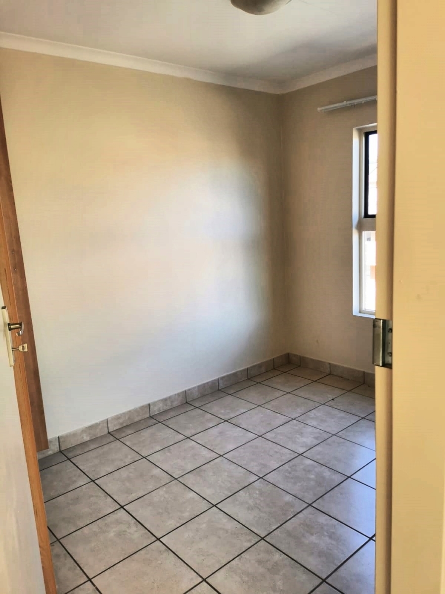 2 Bedroom Property for Sale in Olympus AH Gauteng