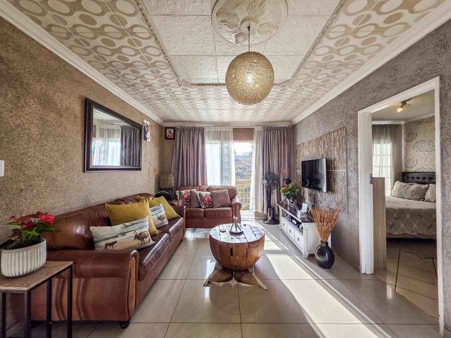 3 Bedroom Property for Sale in Equestria Gauteng