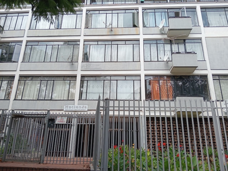 1 Bedroom Property for Sale in Arcadia Gauteng