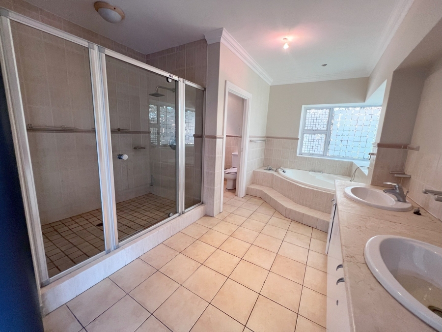 To Let 3 Bedroom Property for Rent in Dainfern Golf Estate Gauteng
