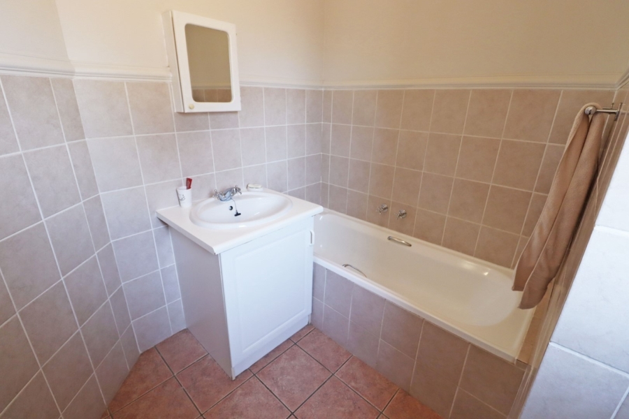 3 Bedroom Property for Sale in Edenburg Gauteng