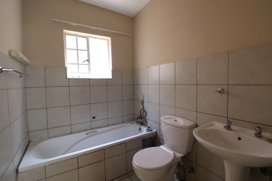 2 Bedroom Property for Sale in Kempton Park Central Gauteng