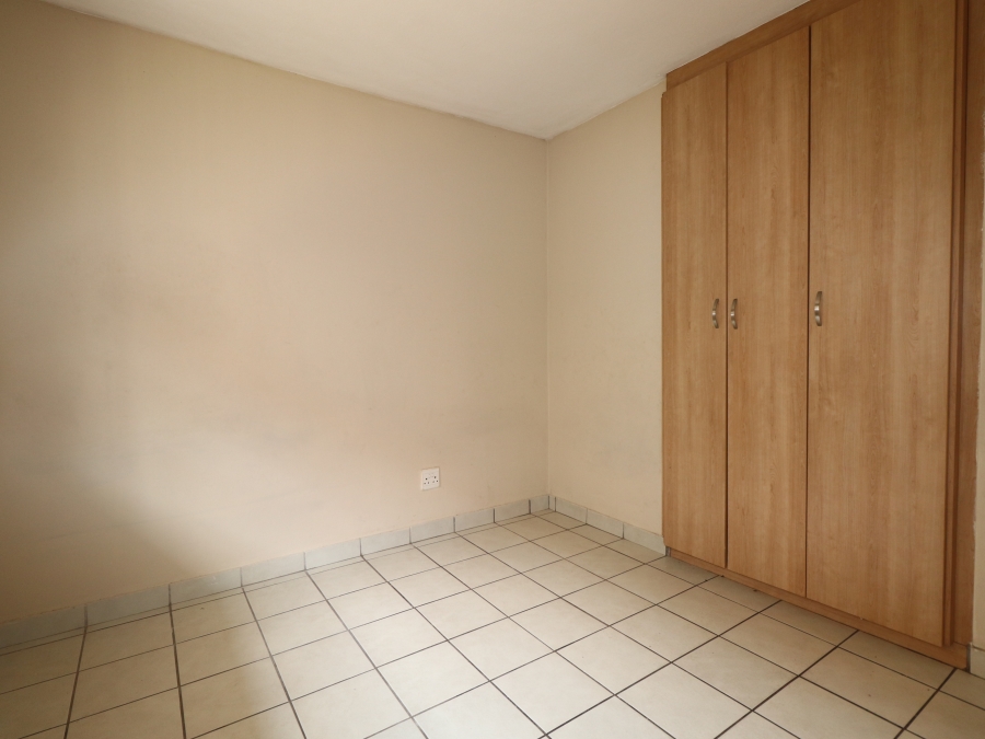 2 Bedroom Property for Sale in Kempton Park Central Gauteng