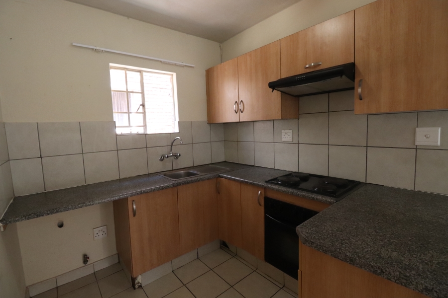 2 Bedroom Property for Sale in Kempton Park Central Gauteng