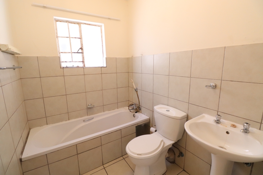 2 Bedroom Property for Sale in Kempton Park Central Gauteng
