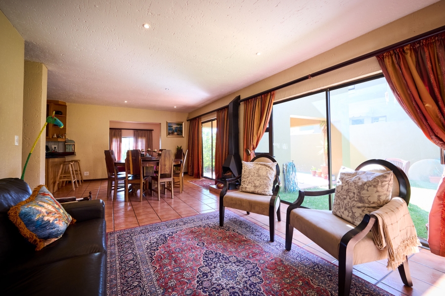 3 Bedroom Property for Sale in Halfway Gardens Gauteng