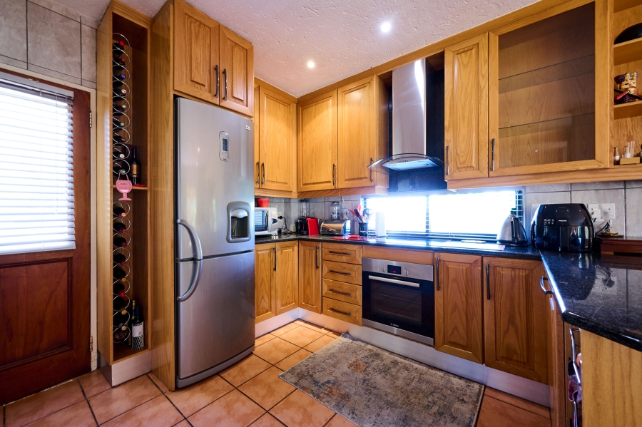 3 Bedroom Property for Sale in Halfway Gardens Gauteng