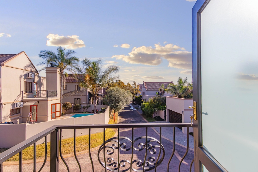 2 Bedroom Property for Sale in Barbeque Downs Gauteng