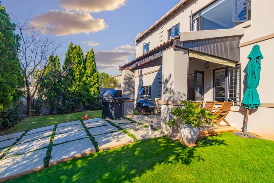 2 Bedroom Property for Sale in Barbeque Downs Gauteng
