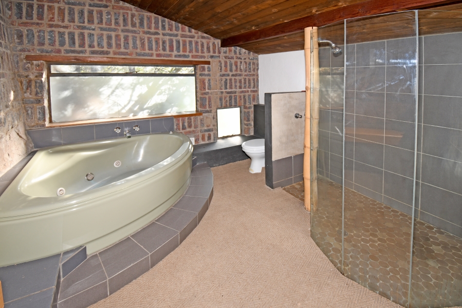 9 Bedroom Property for Sale in Linksfield Gauteng