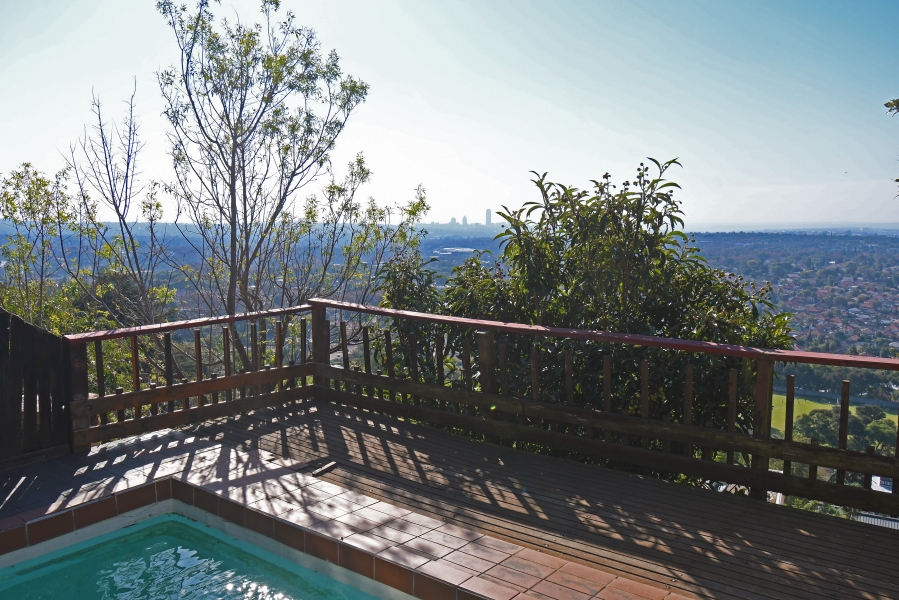 9 Bedroom Property for Sale in Linksfield Gauteng