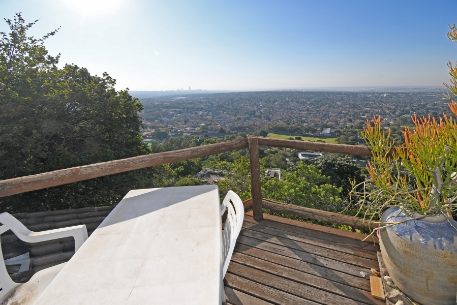 9 Bedroom Property for Sale in Linksfield Gauteng