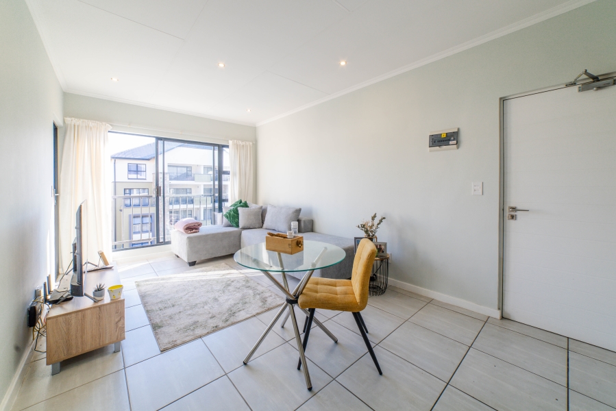 1 Bedroom Property for Sale in Waterfall Gauteng