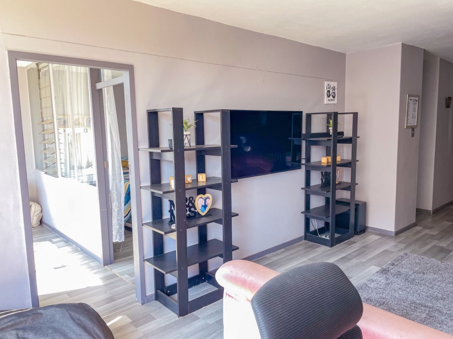 2 Bedroom Property for Sale in Weavind Park Gauteng