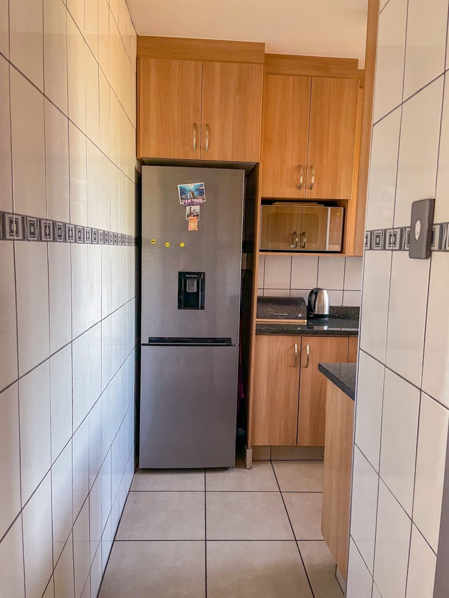 2 Bedroom Property for Sale in Weavind Park Gauteng