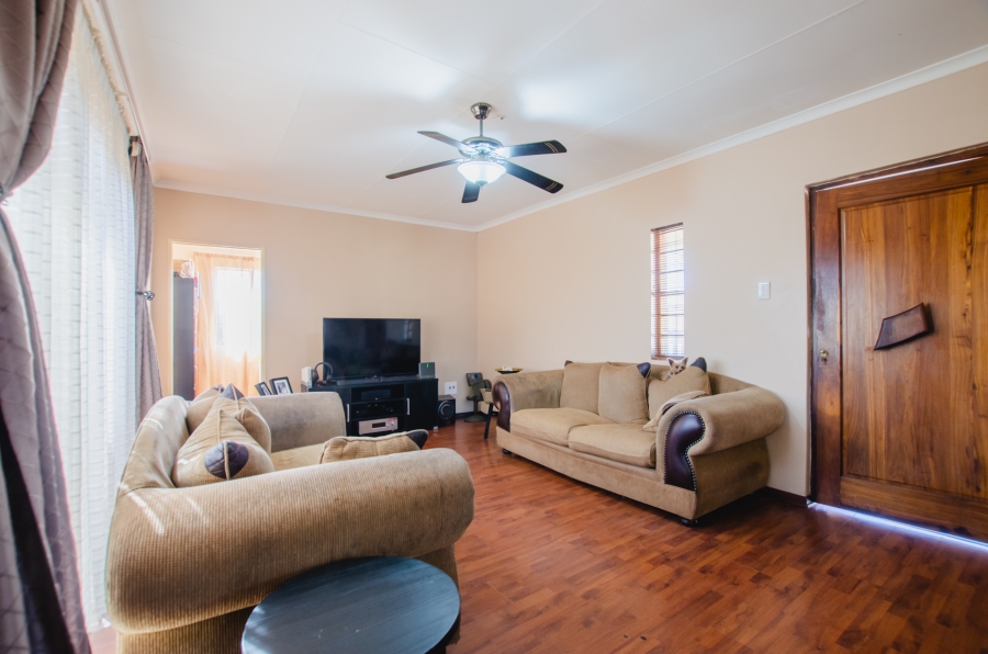 4 Bedroom Property for Sale in Edelweiss Gauteng
