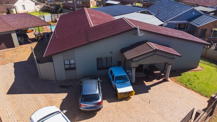 4 Bedroom Property for Sale in Edelweiss Gauteng