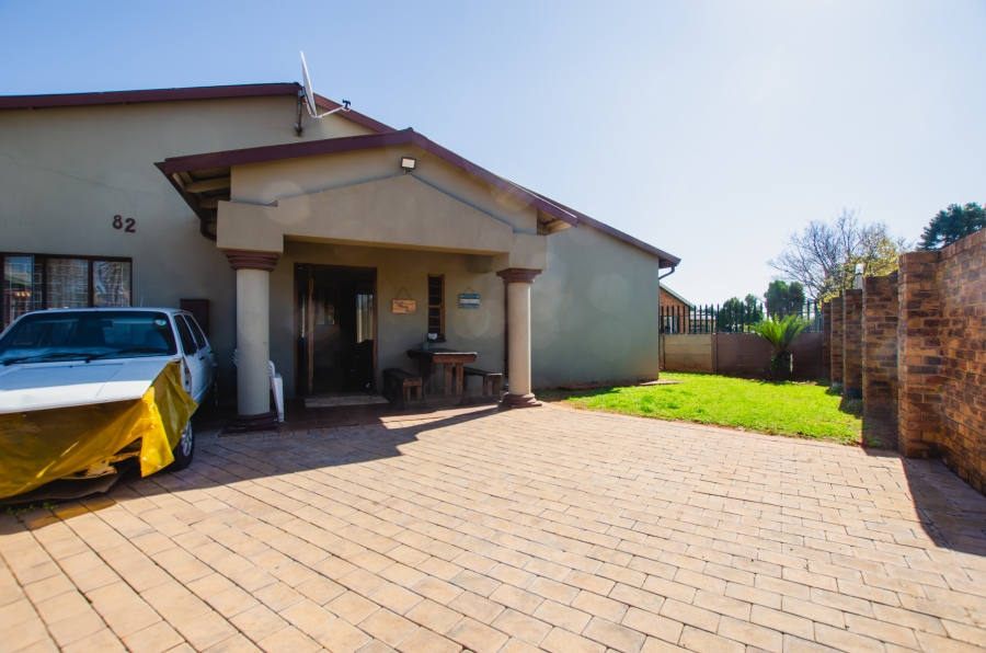 4 Bedroom Property for Sale in Edelweiss Gauteng