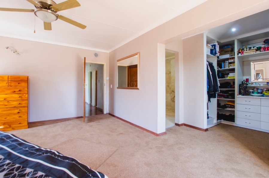 4 Bedroom Property for Sale in Edelweiss Gauteng