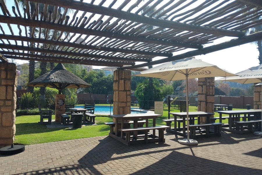 To Let 1 Bedroom Property for Rent in Magaliessig Gauteng