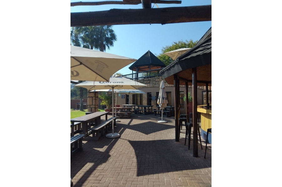 To Let 1 Bedroom Property for Rent in Magaliessig Gauteng