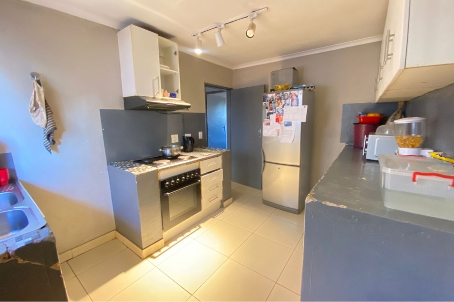 2 Bedroom Property for Sale in Dobsonville Gardens Gauteng