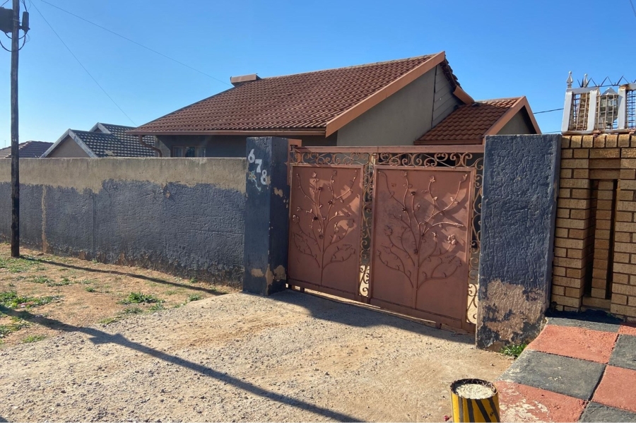 2 Bedroom Property for Sale in Dobsonville Gardens Gauteng