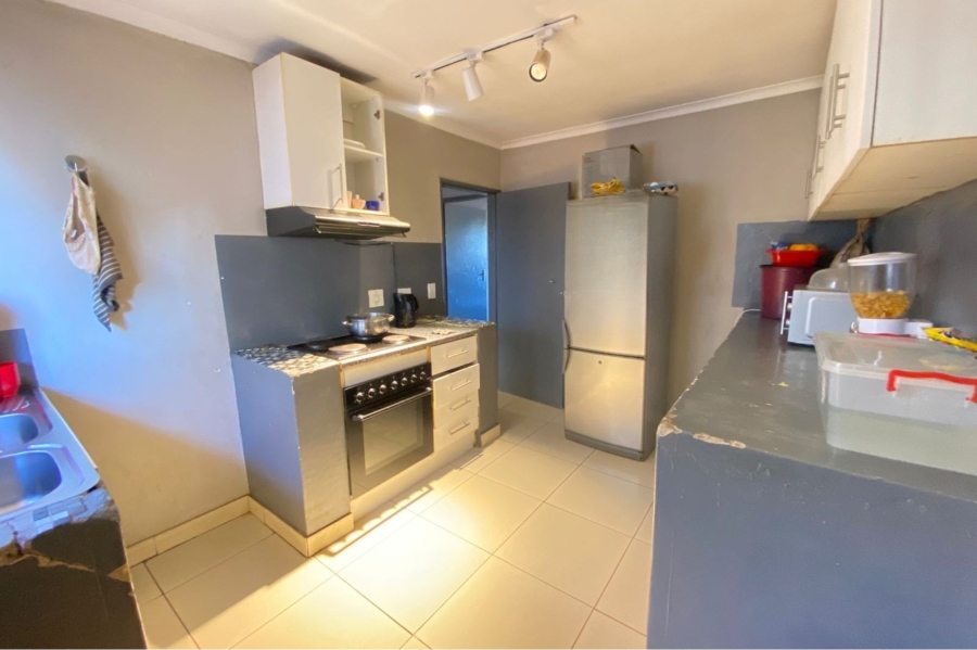 2 Bedroom Property for Sale in Dobsonville Gardens Gauteng