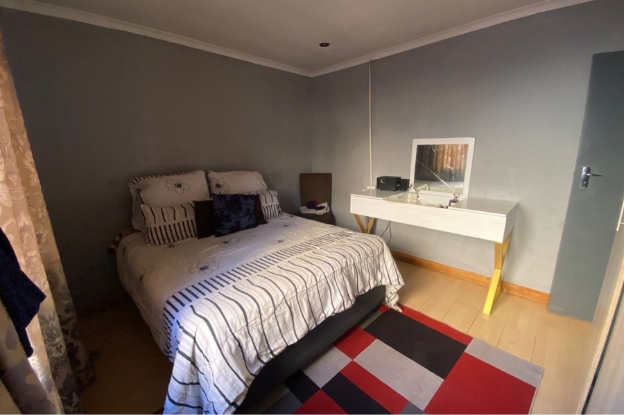 2 Bedroom Property for Sale in Dobsonville Gardens Gauteng
