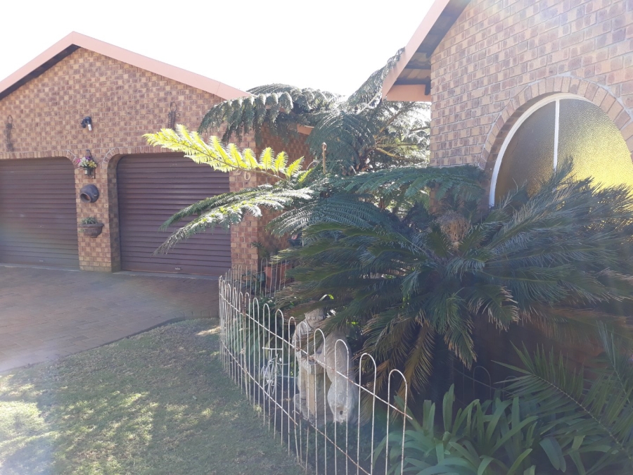 3 Bedroom Property for Sale in Randpoort Gauteng